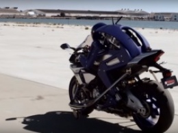 Робот Yamaha составит конкуренцию живым мотогонщикам