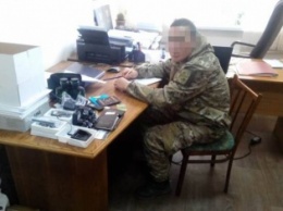 Военнослужащий подло обманывал волонтеров и "прикарманил" большие деньги