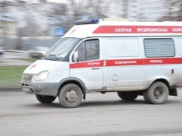 В Ростове 17-летняя девушка выпала из окна 9-го этажа