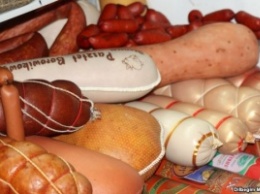 В Харьковской обл. пограничники задержали груз контрабандного сырья для изготовления колбас