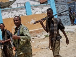 В результате атаки на отель в Сомали погибли 12 человек