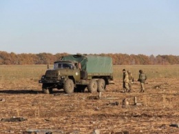 В зоне АТО за сутки подорвались на растяжке двое украинских военных