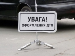 В Киевской обл. в результате ДТП с участием бензовоза один человек погиб и один пострадал