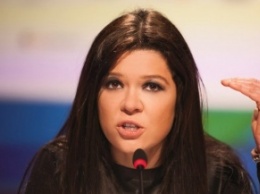 Певица Руслана пригрозила Порошенко революцией в связи с арестом Корбана