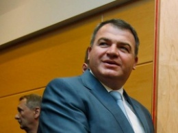 В Кремле отрицают причастность к назначению Сердюкова в "Ростех"