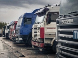 Российские дальнобойщики угрожают перекрыть подъезды к Москве