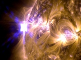 NASA опубликовало фотографии двух активных областей Солнца