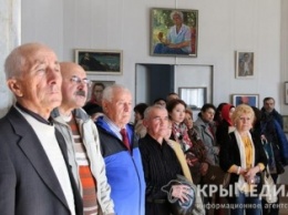 В Симферополе открылась выставка крымскотатарского художника «Прерванный путь» (ФОТО)