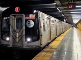 Неизвестный порезал бритвой четырех пассажиров метро в Нью-Йорке