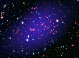 Ученые обнаружили один из самых больших галактических кластеров во Вселенной