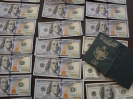 В Николаеве задержан мужчина, который за огромные деньги "штамповал" поддельные Шенгенские визы