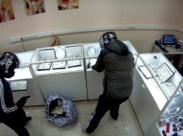 В Рязани ограблен ювелирный магазин, грабителям удалось скрыться