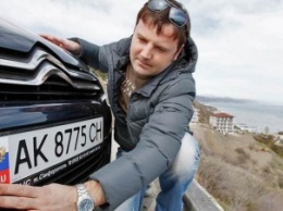 Крымчан обязали сменить украинские номера на авто