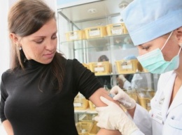 Киевляне могут привиться против гриппа французской или корейской вакциной