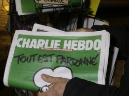 Журнал Charlie Hebdo высмеял катастрофу российского лайнера А321