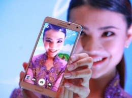 Samsung Galaxy S7 выйдет в феврале и получит камеру с разрешением как у iPhone 6s