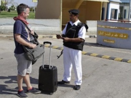 В аэропорту Шарм-эль-Шейха за взятку можно пронести оружие и наркотики, - Associated Press