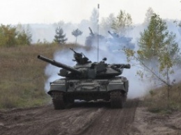 В районе шахты Калинина в Донецке выявлена колонна из 20 танков боевиков, - пресс-центр АТО