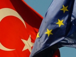 Брюссель раскритиковал Турцию за ограничение основных прав и свобод