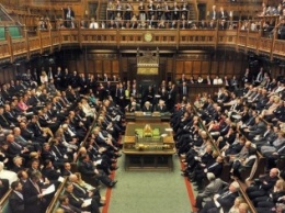 Женщины британского парламента призвали разрешить им кормление грудью в зале заседаний
