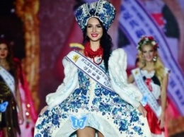Национальный костюм «Королевы Крыма» признали лучшим на мировом конкурсе красоты (ФОТО)