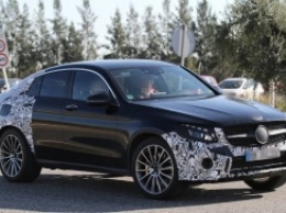 Новый кросс-купе Mercedes GLC 450 Coupe замечен на тестах