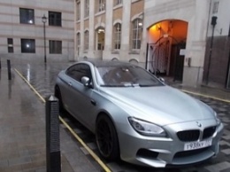 Россиянин на BMW М6 задолжал Лондону за парковку 7000 фунтов