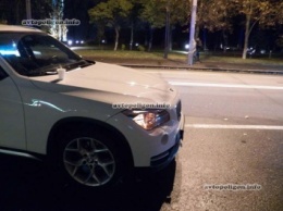 ДТП в Киеве: на Лаврской BMW X1 сбил девушку–пешехода. ФОТО