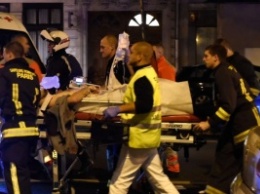 Новые подробности терактов в Париже: число погибших увеличилось до 153