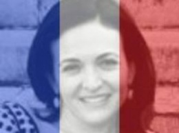 Facebook предложил раскрасить свои "аватарки" в цвета французского флага