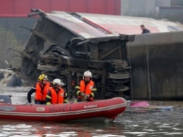 Во Франции сошел с рельсов испытательный скоростной поезд: есть жертвы