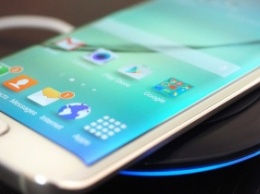 В смартфонах Samsung Galaxy S6 и S6 edge обнаружена уязвимость, позволяющая прослушивать телефонные разговоры