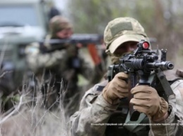 За день боевики более 10 раз обстреливали украинские позиции