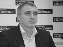 Городская избирательная комиссия официально объявила о победе на выборах Александра Сенкевича