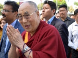 Далай-лама о терроризме: "Бог сказал бы: решайте эту проблему сами"