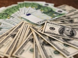 Новый антирекорд от НБУ: свежие курсы валют