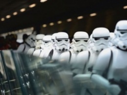 Штурмовики Star Wars прибыли в аэропорт Сингапура