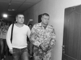 В Киеве суд арестовал комбата "Правого сектора" за взятку в более миллион гривен