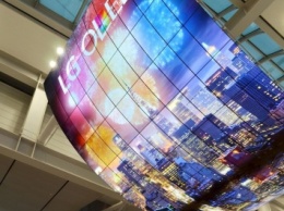 LG создал самый большой в мире OLED-экран (ФОТО)