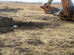 В Луганской обл. пограничники обнаружили на границе с РФ незаконный нефтепровод