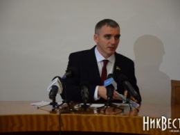 Сенкевич с лидерами фракций обсудил процесс формирования депутатских комиссий