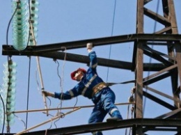 В Херсонской области начался ремонт электролинии в Крым