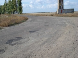 В 5 районах Николаевской области завершили ямочный ремонт местных дорог