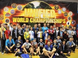 Кикбоксеры Днепропетровщины привезли 45 медалей с чемпионата мира