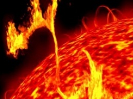 На Солнце произошел выброс темного вещества (ВИДЕО)