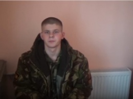 Пограничники показали видео допроса задержанных в Луганской области российских военных