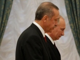 Санкции против Анкары: Давутоглу напомнил об интересах России в Турции