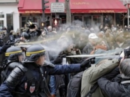 Число задержанных в ходе протестов против климатического саммита в Париже увеличилось до 289