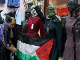 В магазинах сектора Газа появляются манекены шахидок с ножом