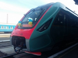 Железнодорожное сообщение между Киевом и Прагой возобновится с 13 декабря